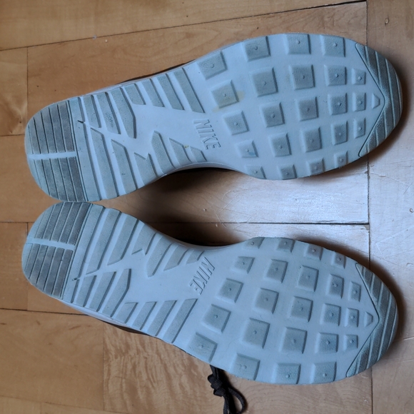 **SOLD OUT**EUC Nike Air Max Thea - Picture 5 of 13
